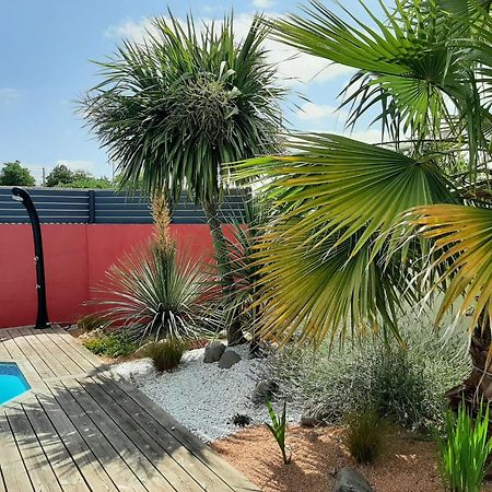Studio Independant Chez L'Habitant Avec Piscine Et Cuisine Exterieures 拉罗歇尔 外观 照片