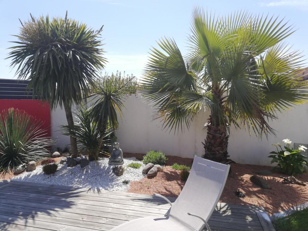 Studio Independant Chez L'Habitant Avec Piscine Et Cuisine Exterieures 拉罗歇尔 外观 照片
