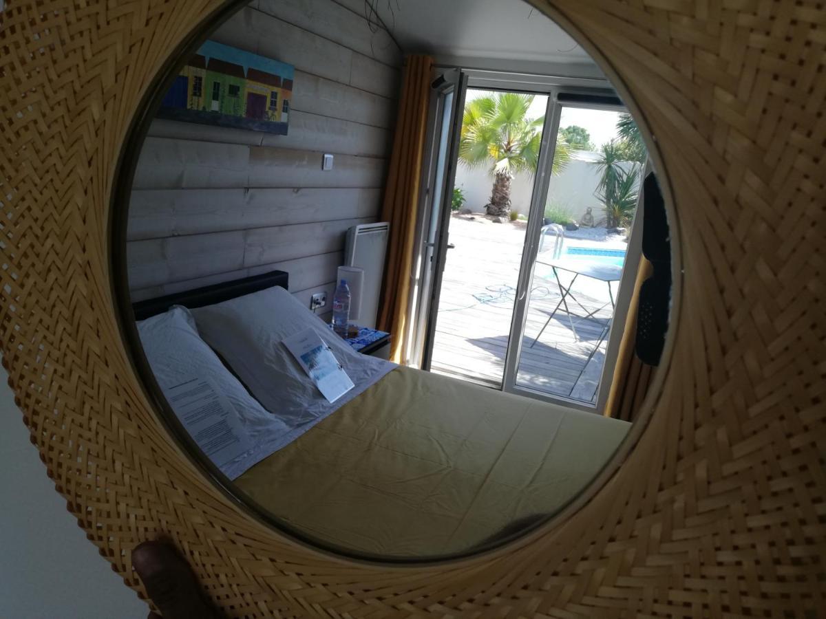 Studio Independant Chez L'Habitant Avec Piscine Et Cuisine Exterieures 拉罗歇尔 外观 照片